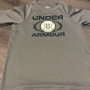 Under Armour Gray T-Shirt with Green Graphic